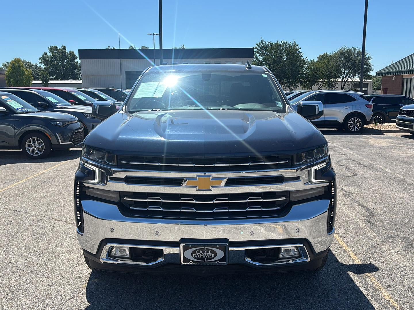 Used 2021 Chevrolet Silverado 1500 LTZ AWD/4WD image 2
