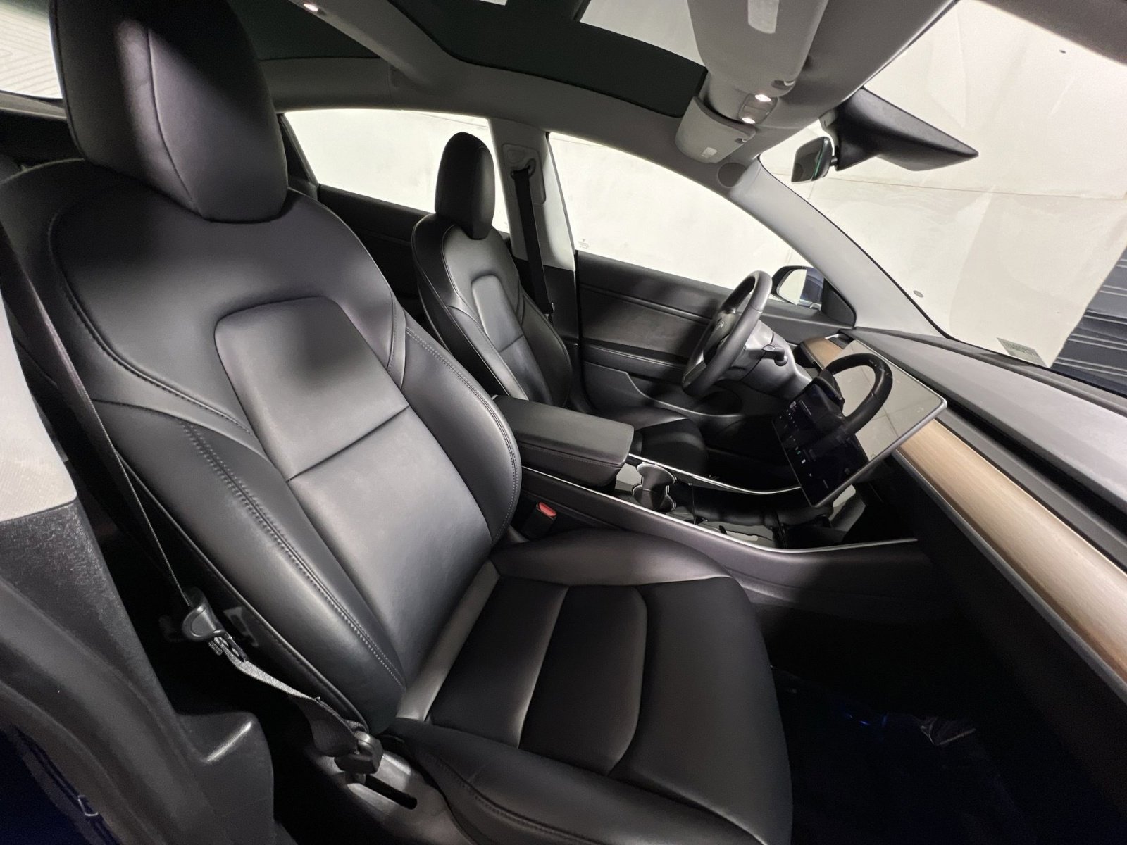 Used 2020 Tesla Model 3 Long Range image 27