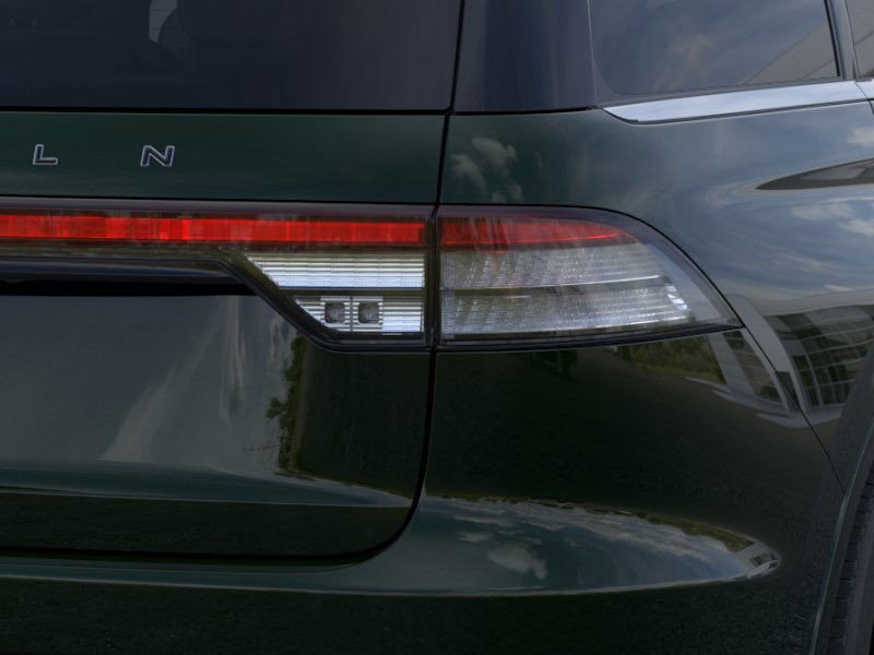 New 2026 Lincoln Aviator Black Label w/ Dynamic Handling Package image 21