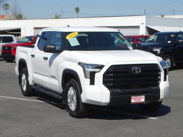 Used 2024 Toyota Tundra SR5 RWD image 2