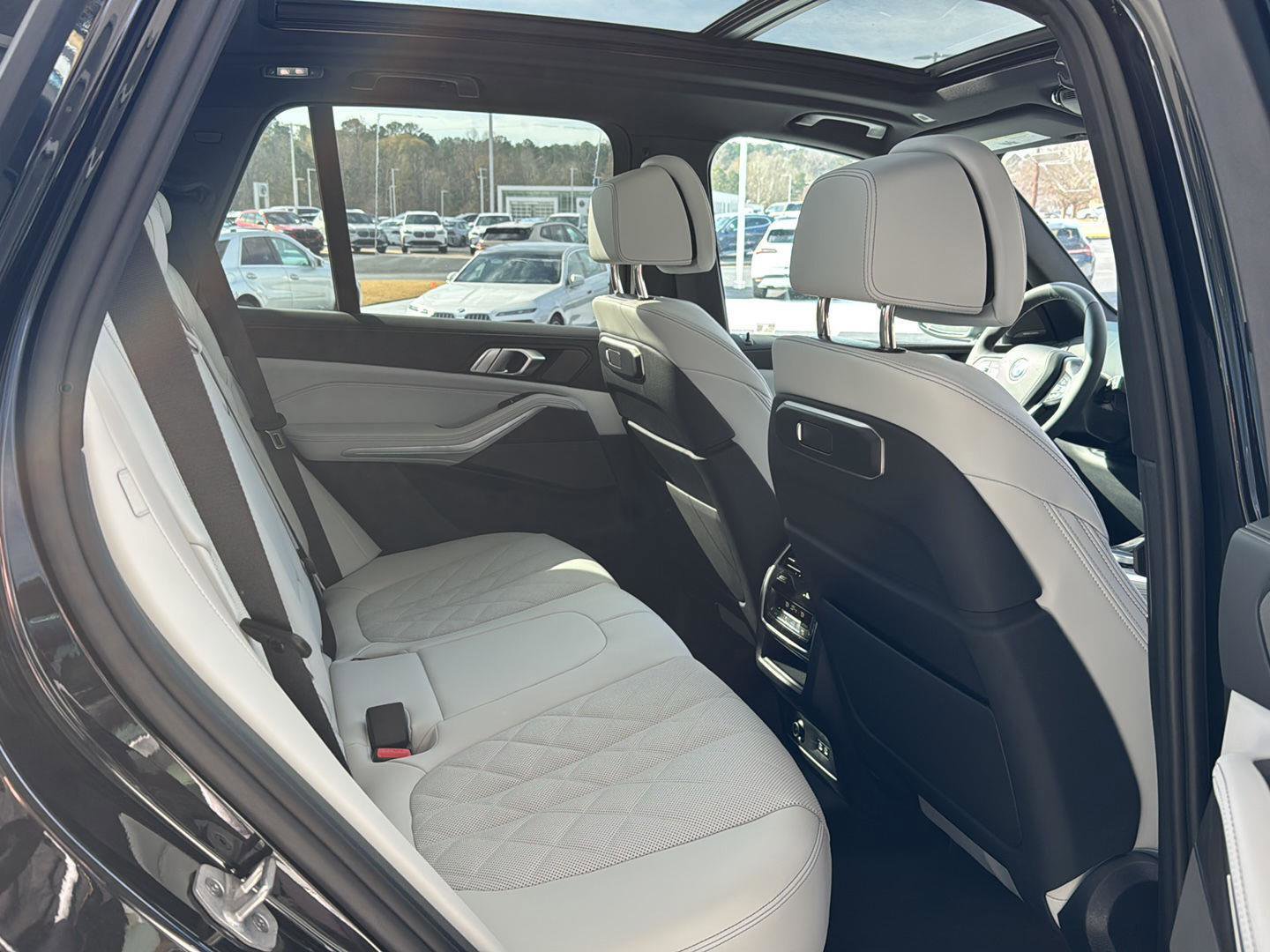 New 2026 BMW X5 xDrive40i image 12