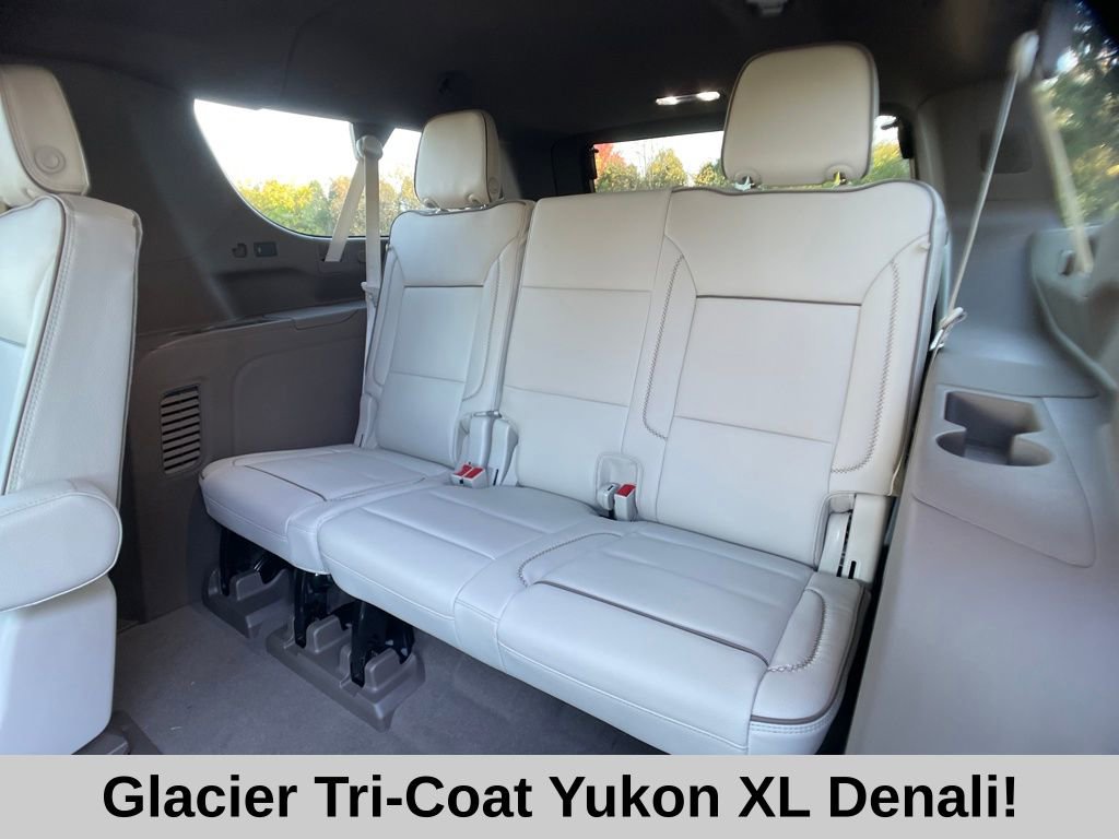 New 2026 GMC Yukon XL Denali image 11