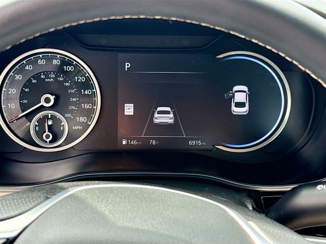 Used 2026 Genesis G70 2.5T image 12