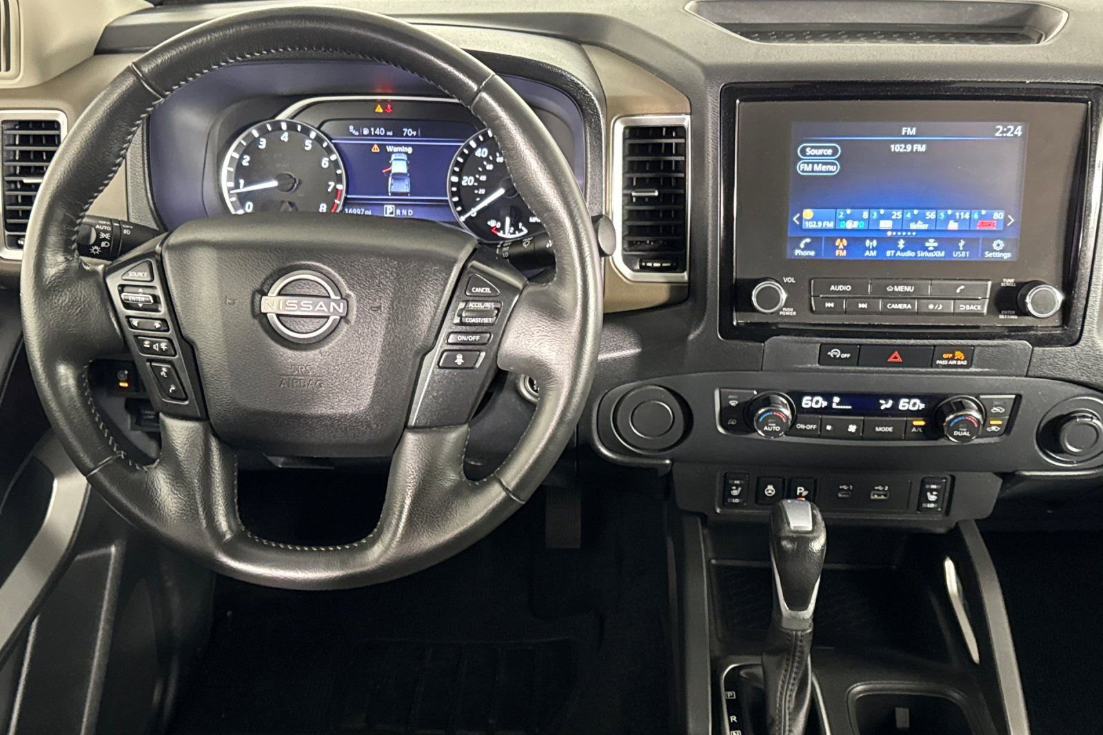 Used 2024 Nissan Frontier SV w/ SV Convenience Package RWD image 11