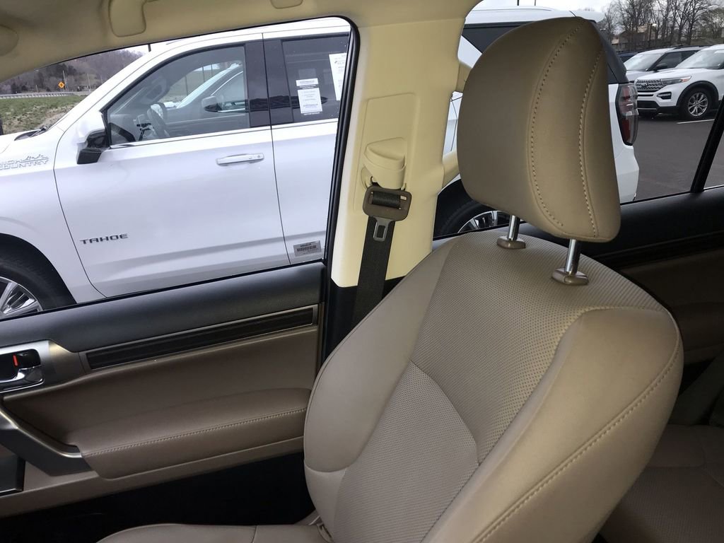 Used 2023 Lexus GX 460 Premium image 25