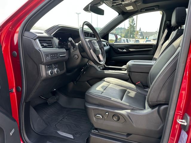 Used 2022 GMC Yukon XL Denali AWD/4WD image 9