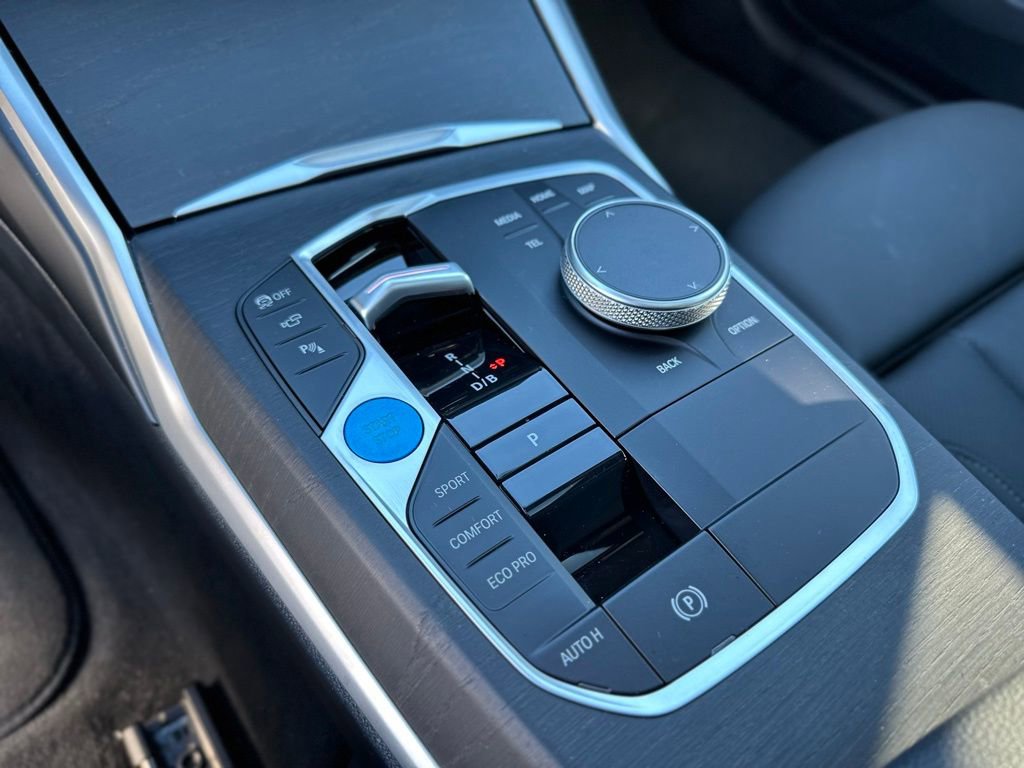 Certified 2024 BMW i4 xDrive40i w/ Premium Package image 31