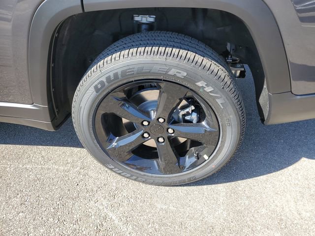 New 2025 Jeep Grand Cherokee L Altitude image 5