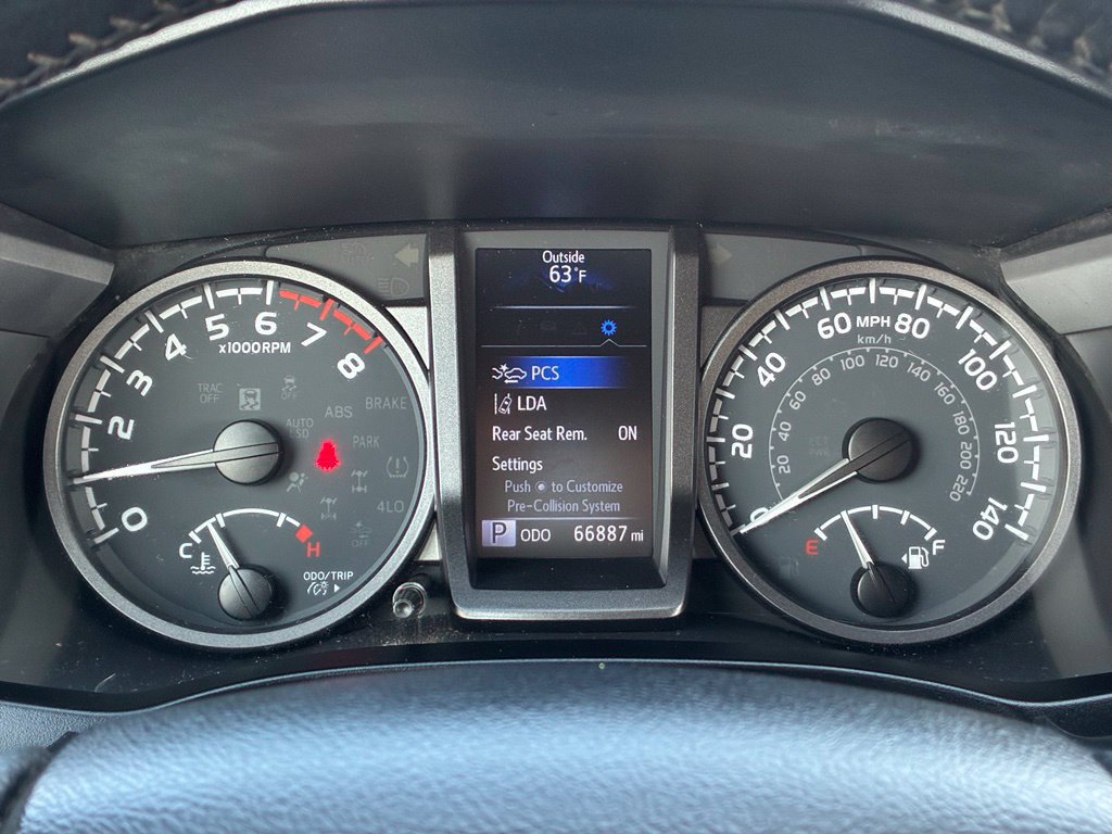 Used 2023 Toyota Tacoma TRD Off-Road AWD/4WD image 19