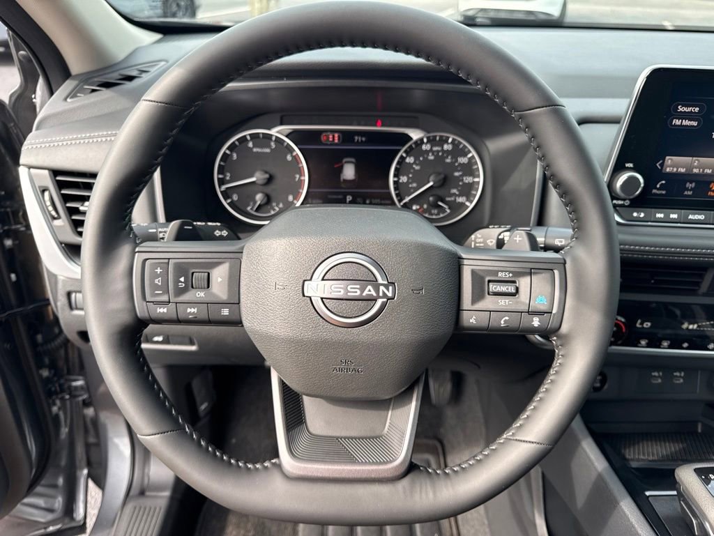 New 2026 Nissan Rogue SV FWD image 24