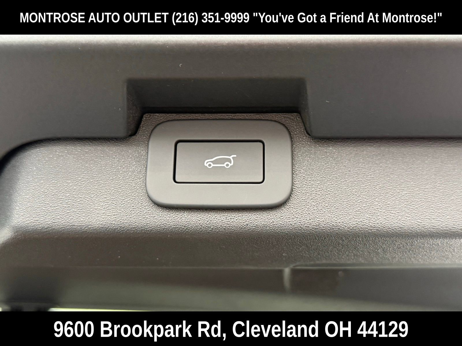 New 2026 Land Rover Discovery S AWD/4WD image 47