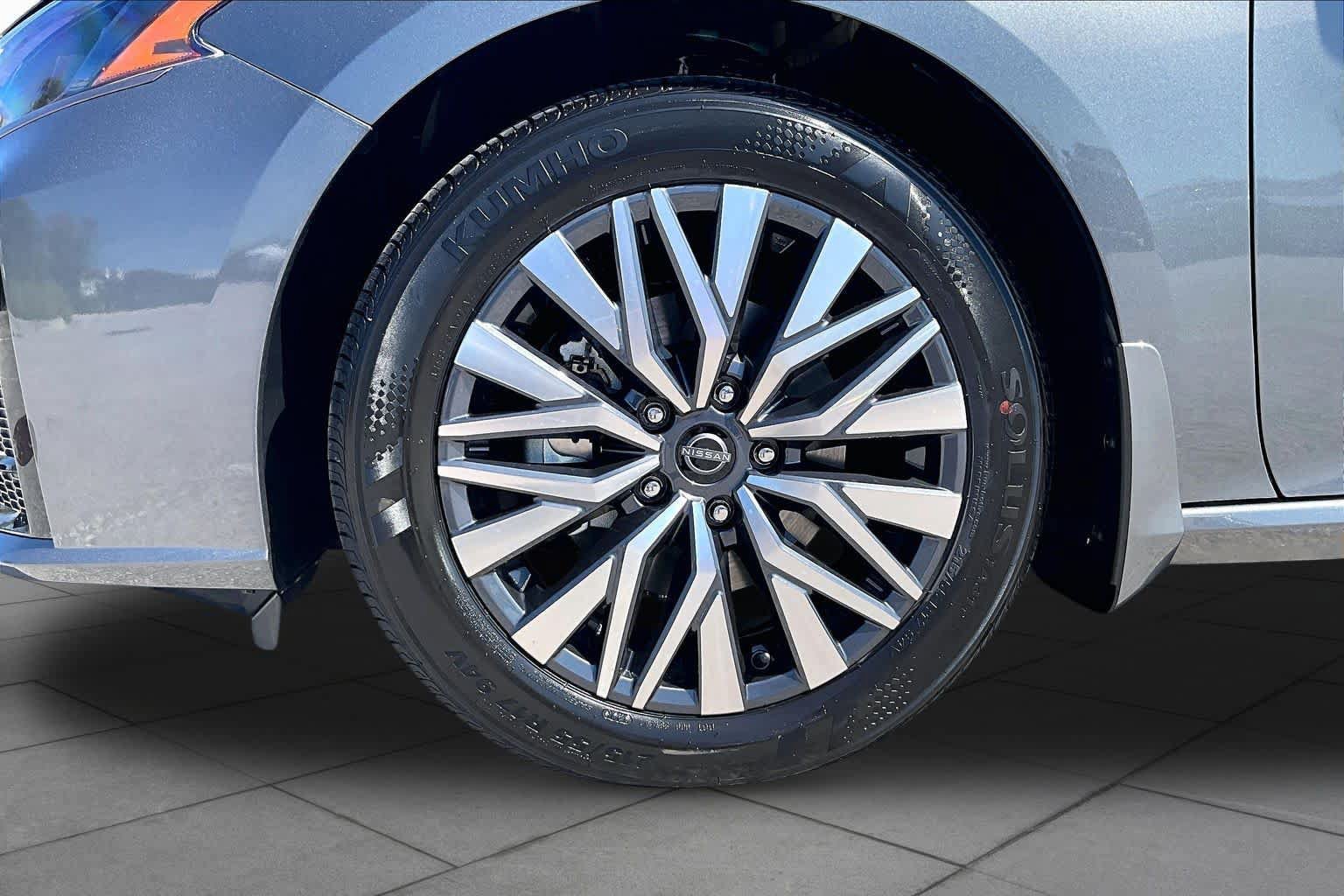 New 2026 Nissan Altima 2.5 SV FWD image 11