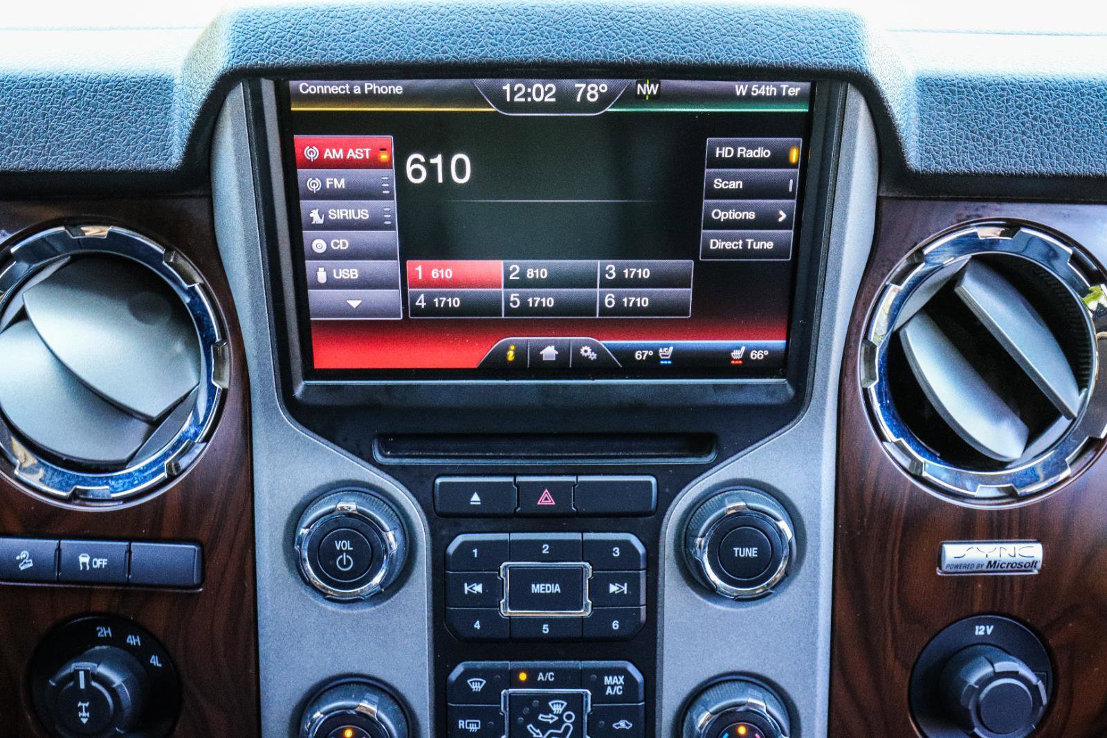 Used 2013 Ford F250 Lariat w/ Lariat Interior Pkg AWD/4WD image 33
