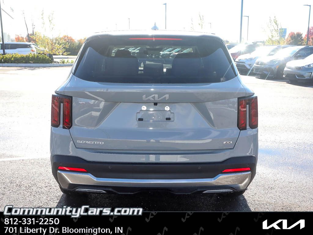 New 2026 Kia Sorento S w/ S Panoramic Sunroof Package image 6