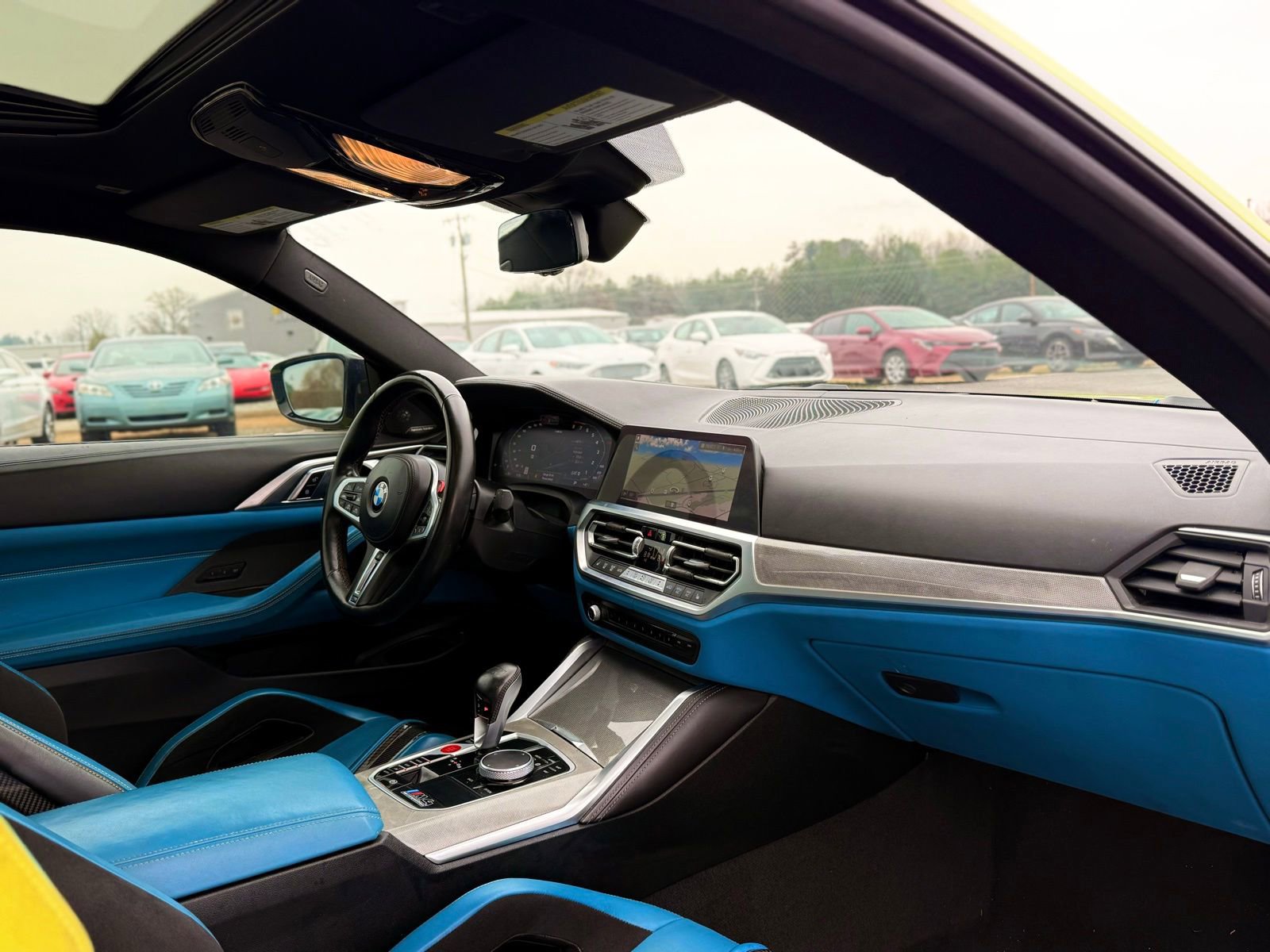 Used 2022 BMW M4 Competition w/ M Carbon Exterior Package image 31