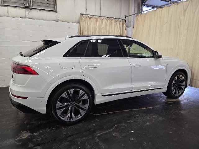 New 2027 Audi Q8 Premium Plus AWD/4WD image 6