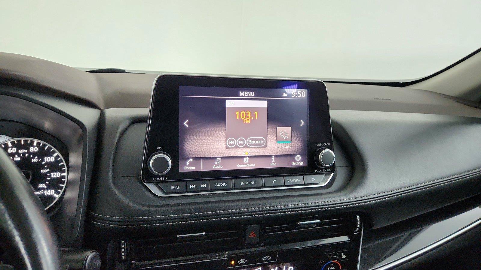Used 2022 Nissan Rogue SL AWD/4WD image 32