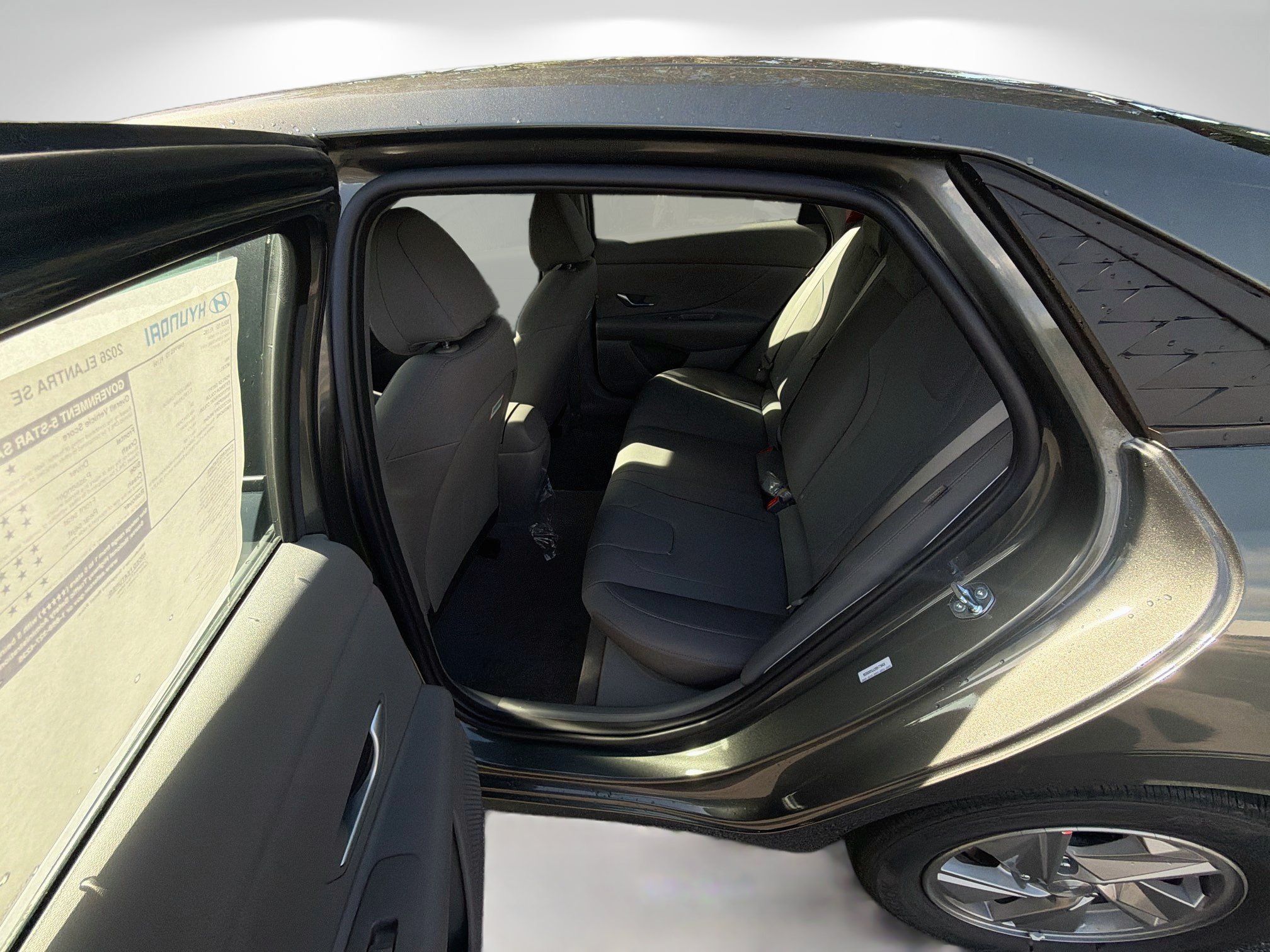 New 2026 Hyundai Elantra SE FWD image 19