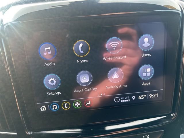 Used 2023 Chevrolet Traverse LT image 14