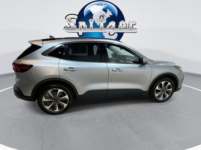 Used 2023 Ford Escape Platinum w/ Premium Technology Package image 12