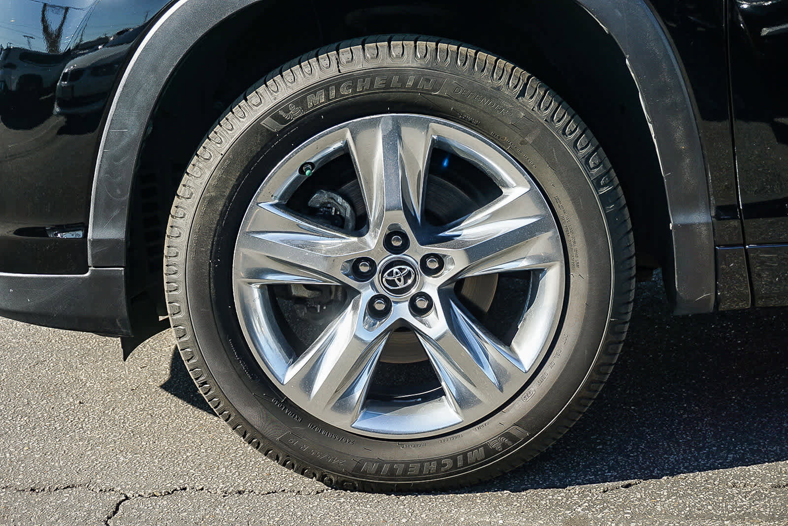 Used 2017 Toyota Highlander Limited image 9