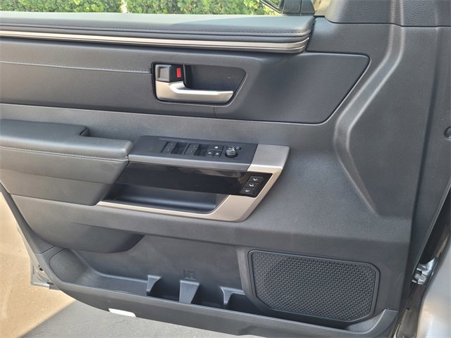 Used 2025 Toyota Tundra Limited image 13