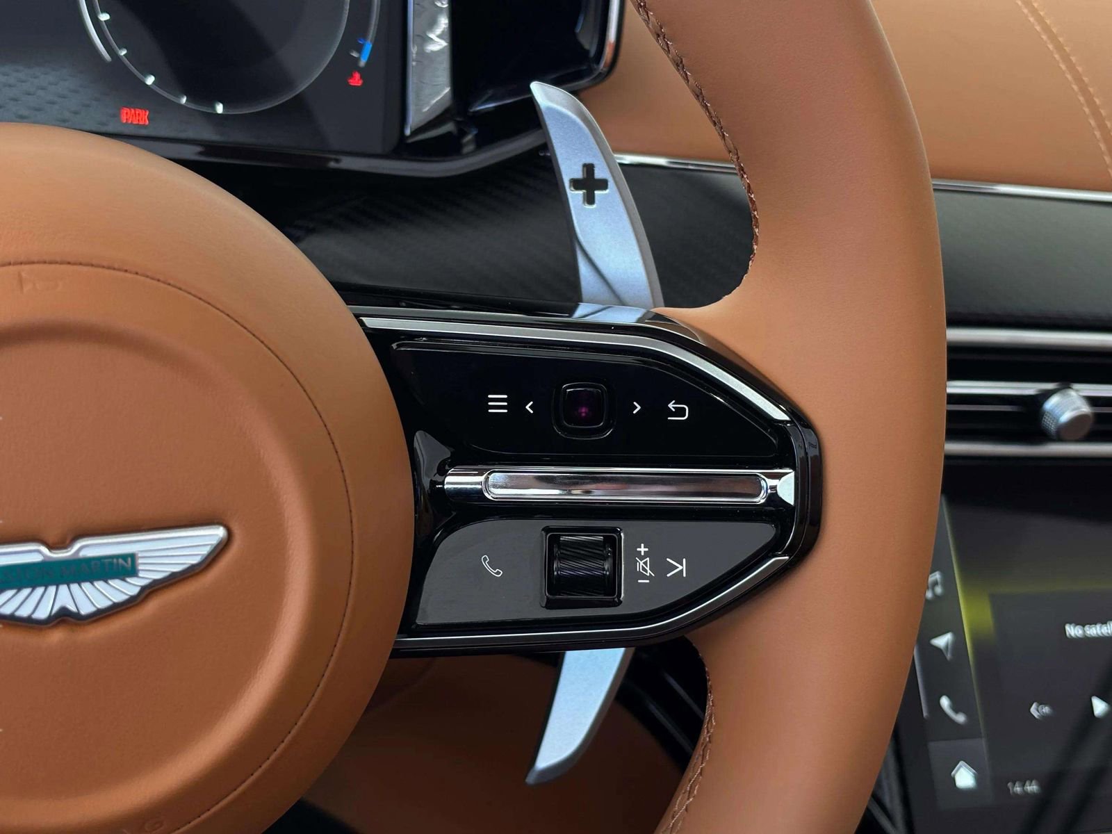 New 2026 Aston Martin V8 Vantage S image 32