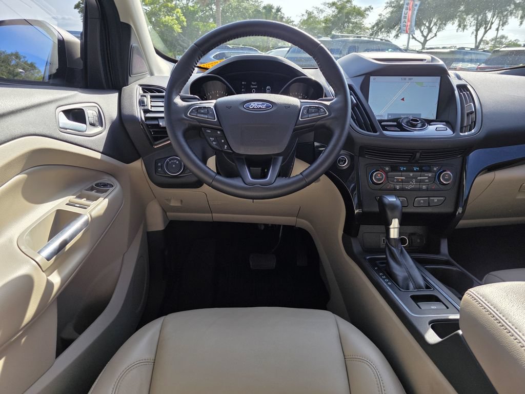 Used 2017 Ford Escape Titanium FWD image 13