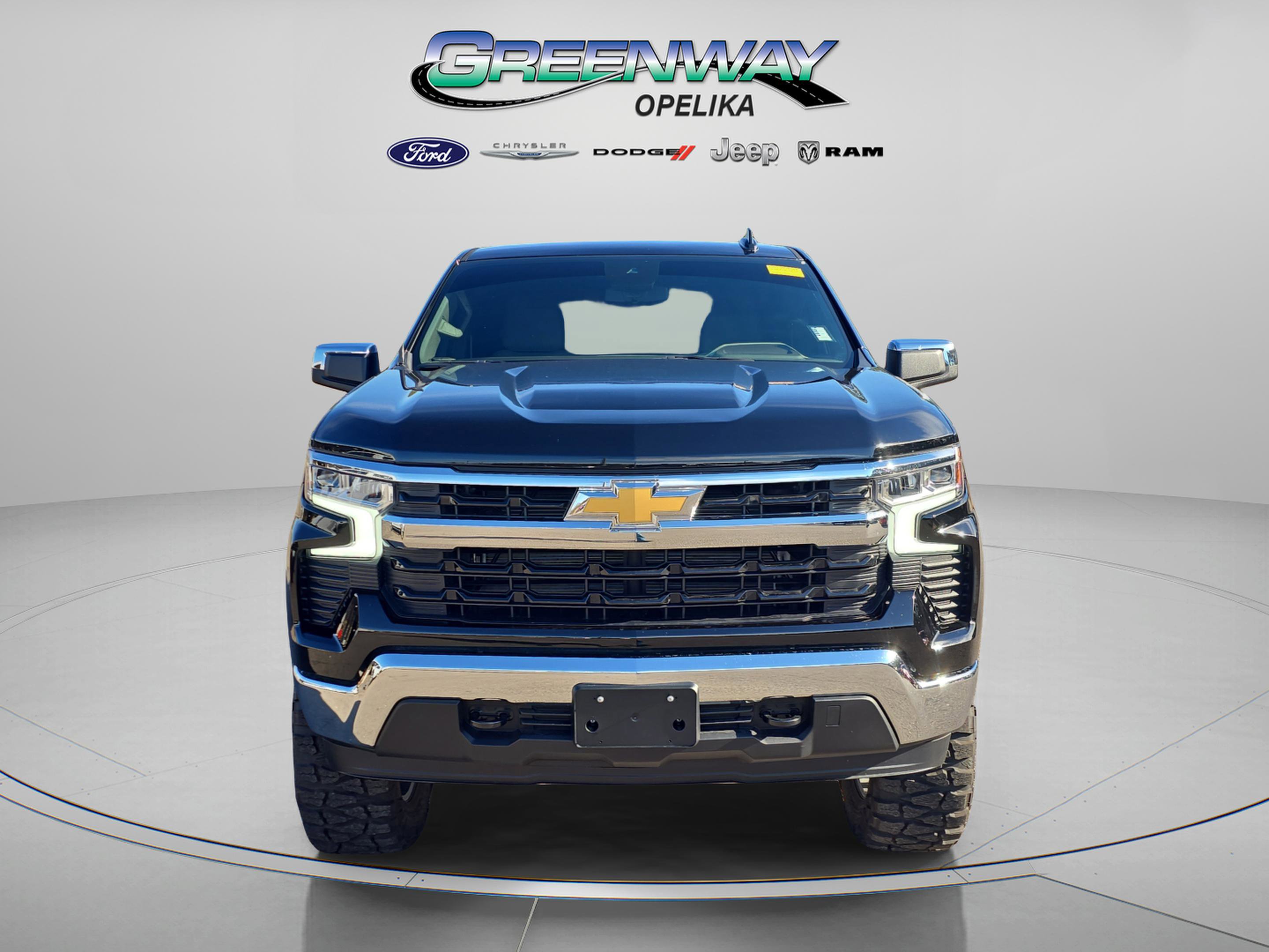 Used 2026 Chevrolet Silverado 1500 LT w/ All Star Edition Plus image 2