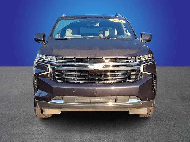 Used 2024 Chevrolet Suburban LT AWD/4WD image 2