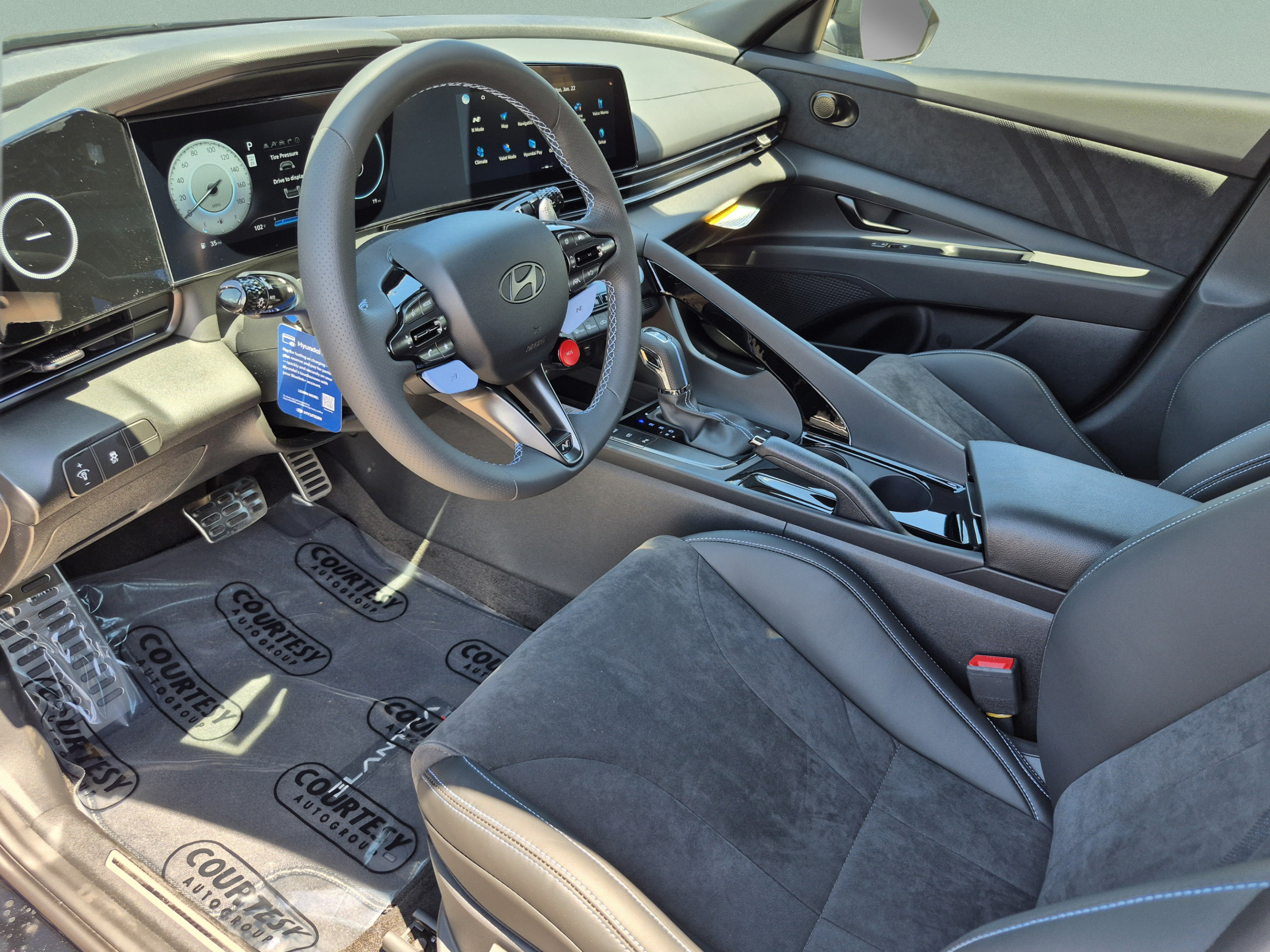 New 2026 Hyundai Elantra N FWD image 17