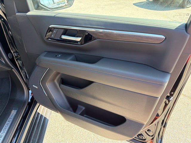 New 2026 Chevrolet Tahoe LT w/ Advanced Technology Package AWD/4WD image 23