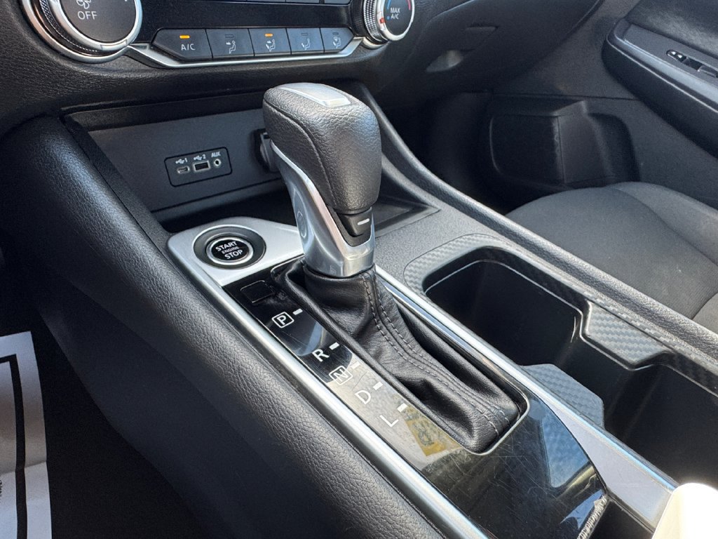 Used 2023 Nissan Sentra SV FWD image 27
