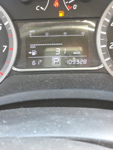 Used 2015 Nissan Sentra SV image 3