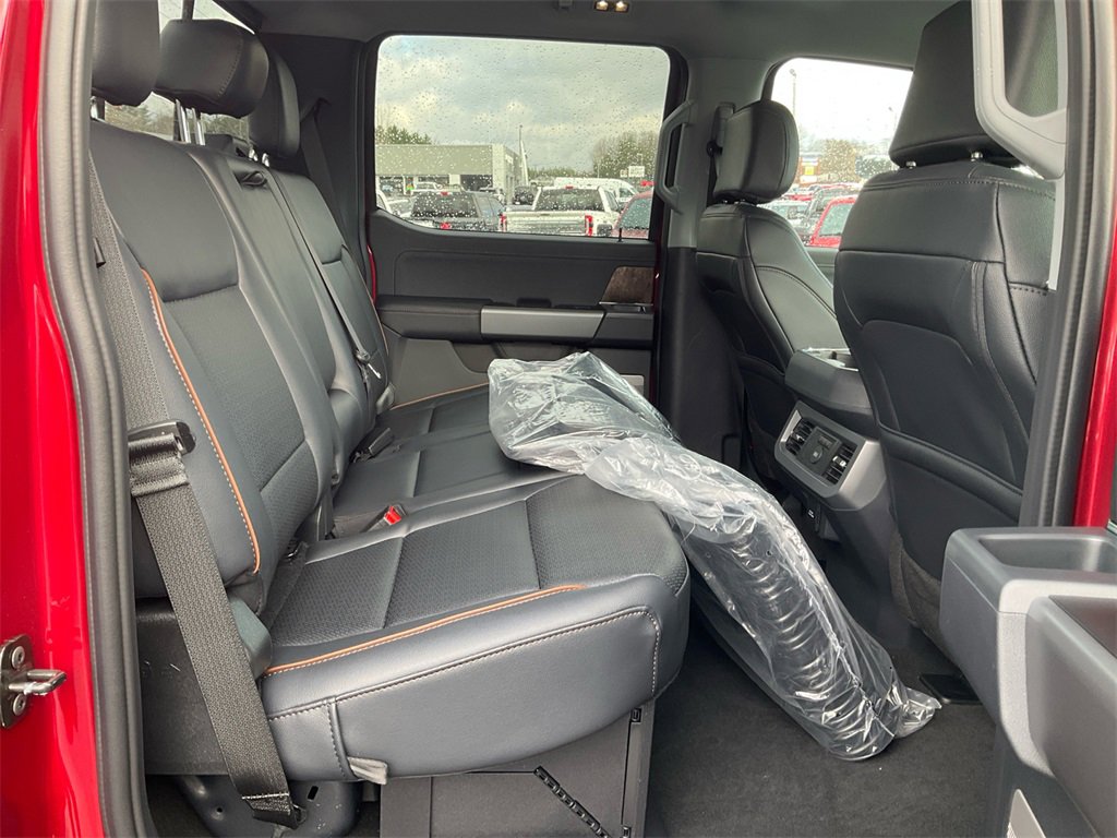 New 2026 Ford F250 Lariat w/ Chrome Package image 13