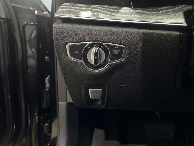 Used 2021 Mercedes-Benz E 350 4MATIC Sedan image 20