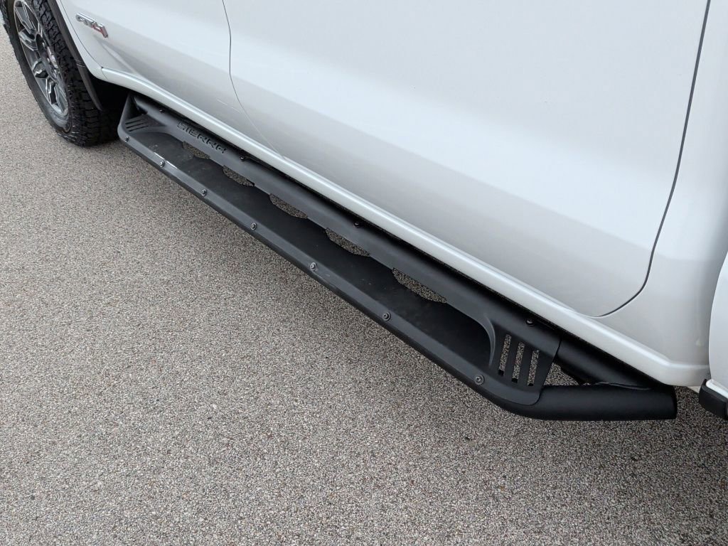 Used 2024 GMC Sierra 1500 AT4 w/ Technology Package image 48