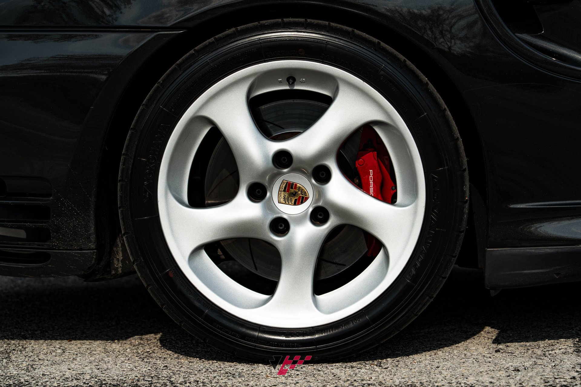 Used 2001 Porsche 911 Turbo image 33