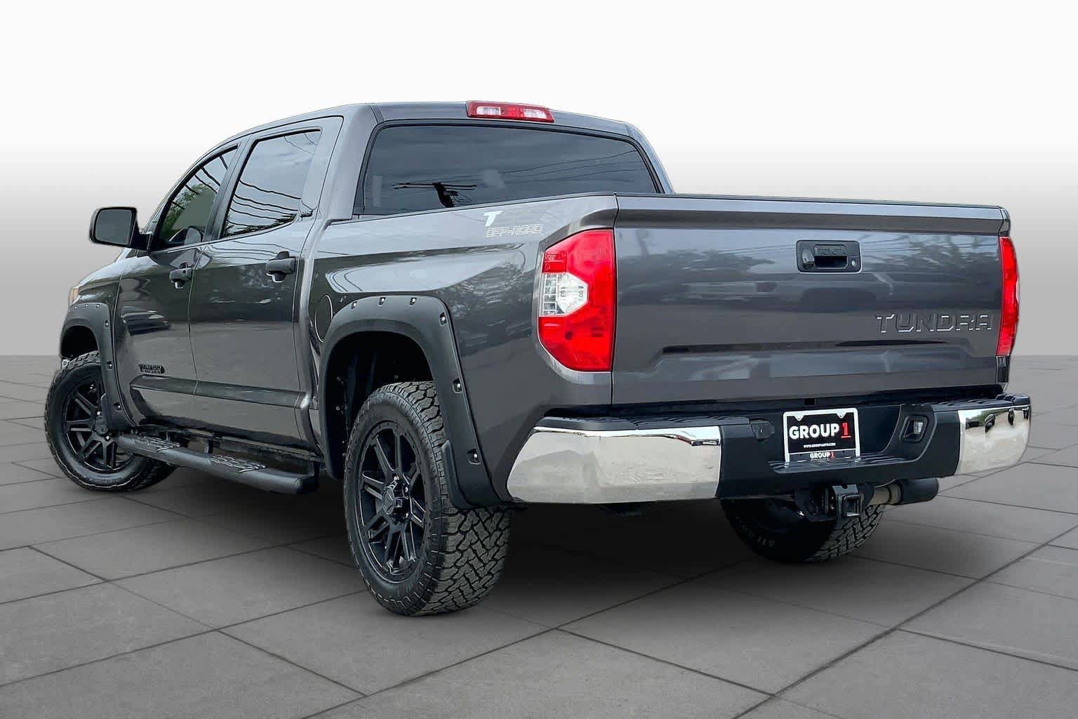 Used 2018 Toyota Tundra SR5 w/ SR5 Upgrade Package RWD image 12