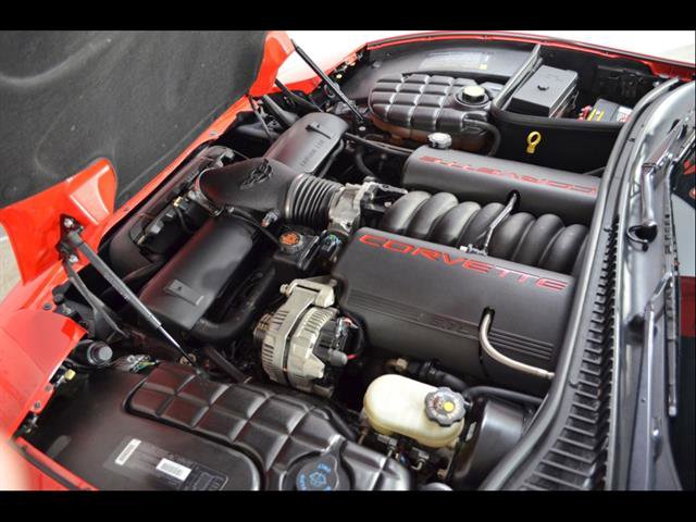 Used 1999 Chevrolet Corvette Convertible w/ Performance Handling Pkg RWD image 22