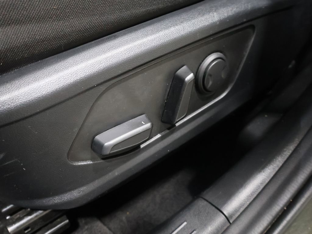 Used 2025 Hyundai Tucson SEL image 12