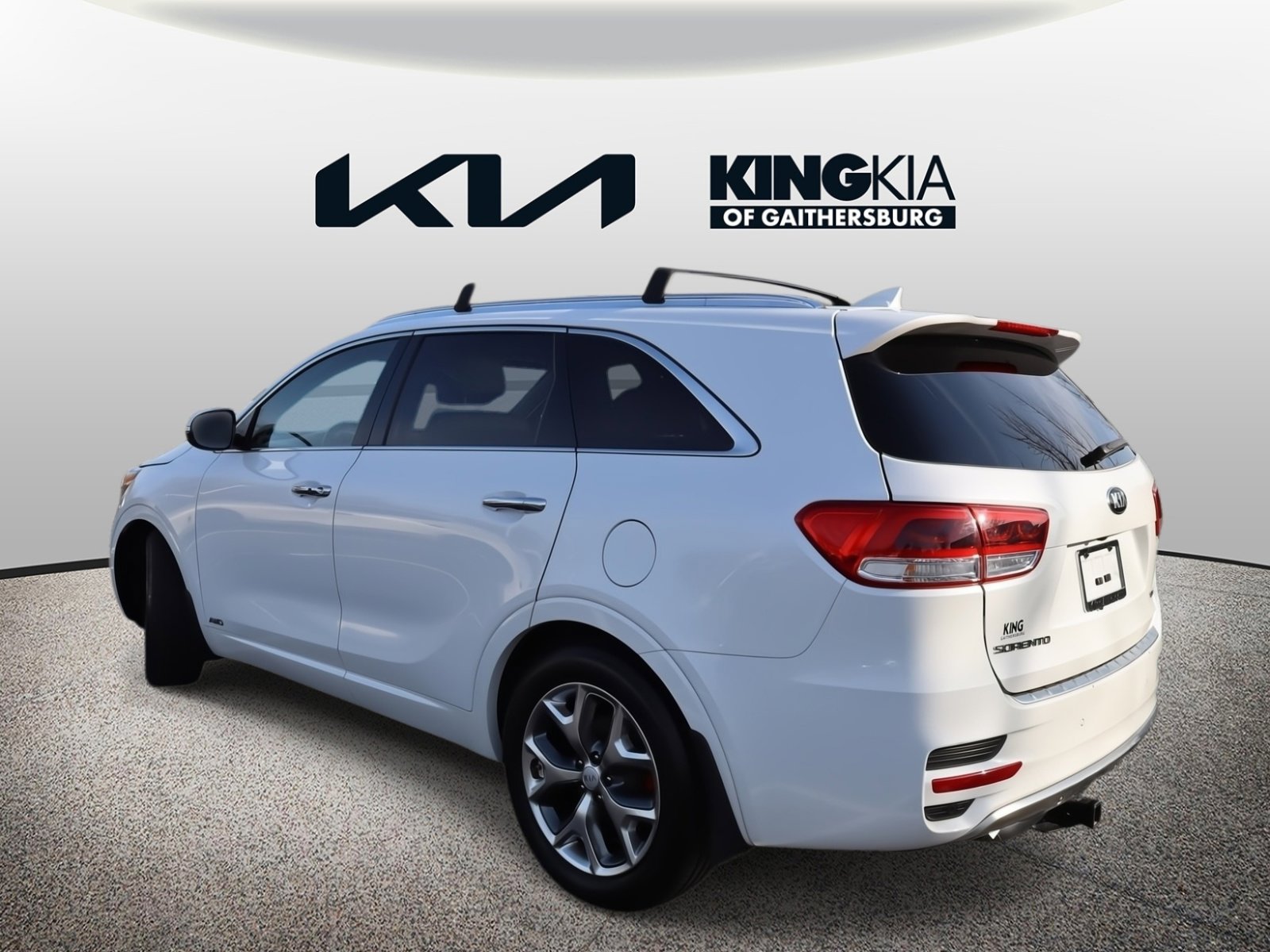 Used 2017 Kia Sorento SX image 6