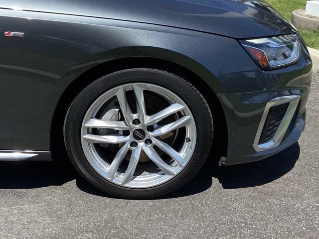Used 2023 Audi A4 2.0T Premium w/ Convenience Package AWD/4WD image 9