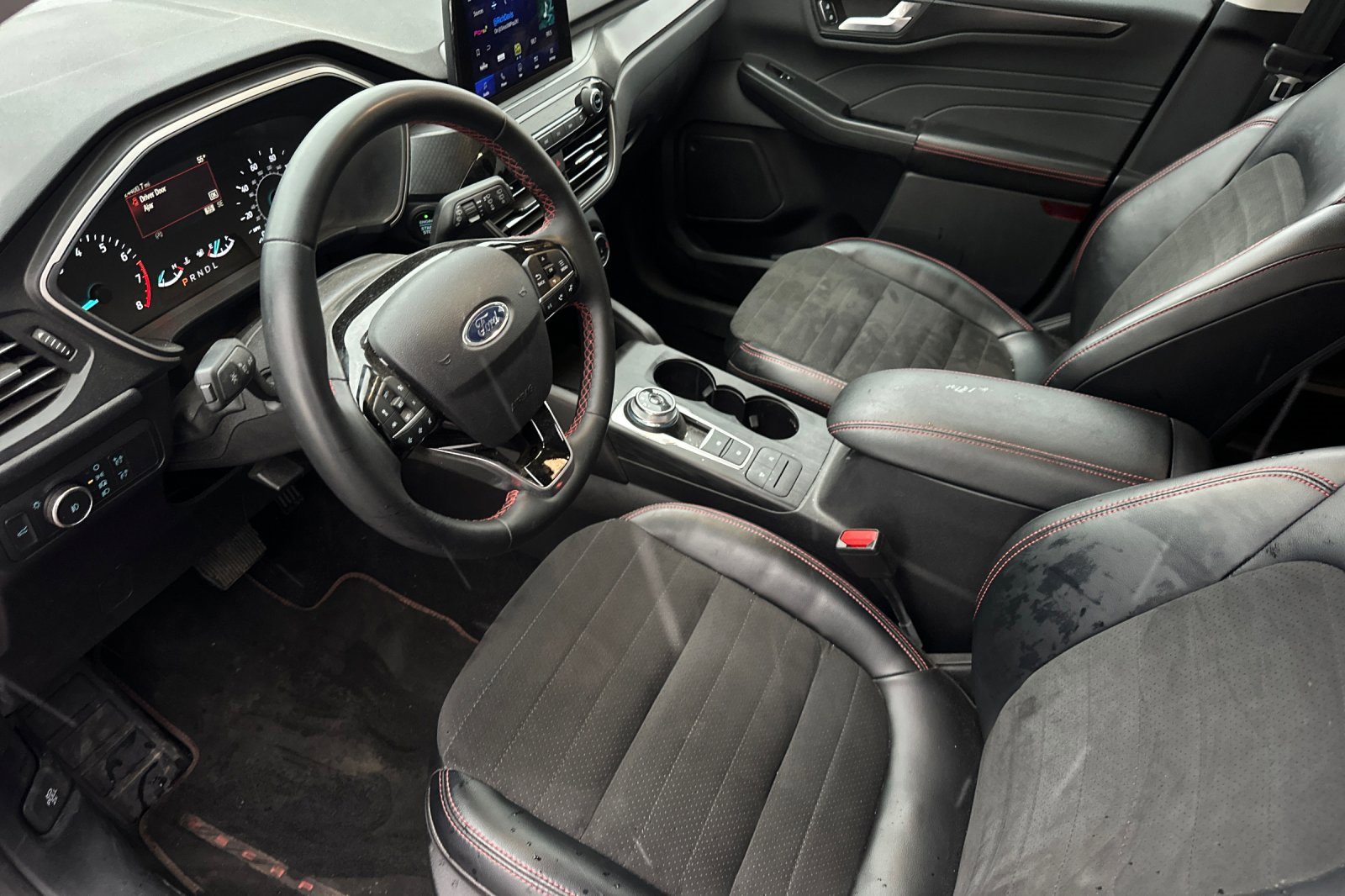 Used 2022 Ford Escape SEL w/ SEL Stealth AWD Package image 10