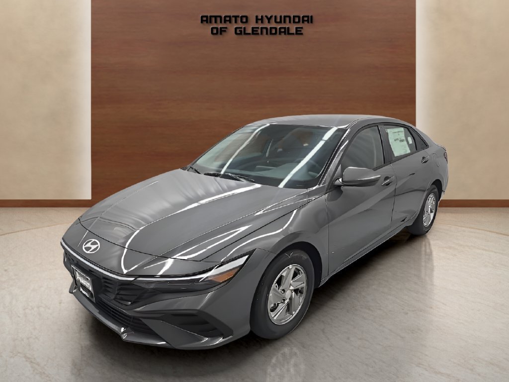 New 2026 Hyundai Elantra SE FWD image 2
