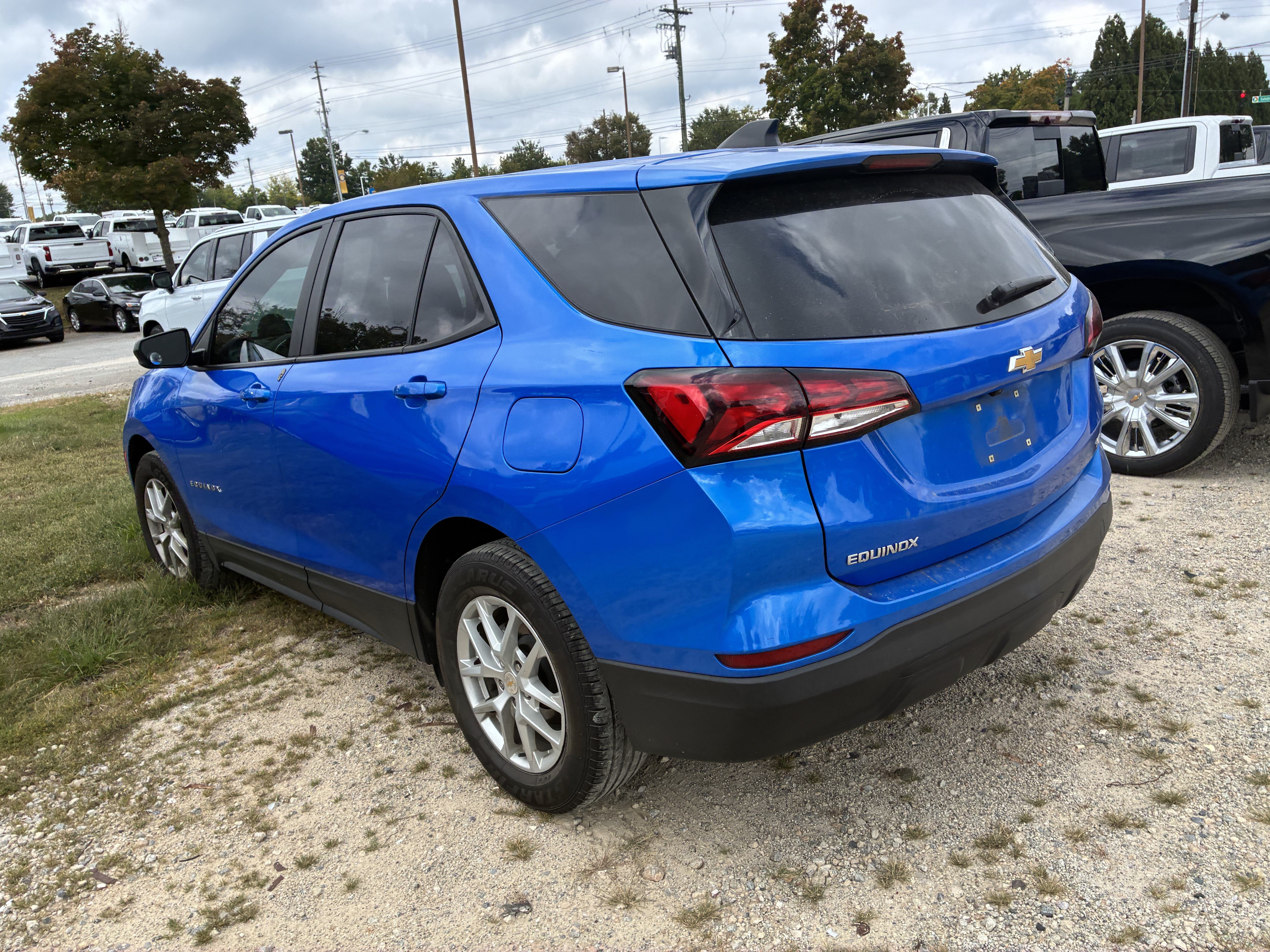 Used 2024 Chevrolet Equinox LS w/ LS Convenience Package FWD image 6