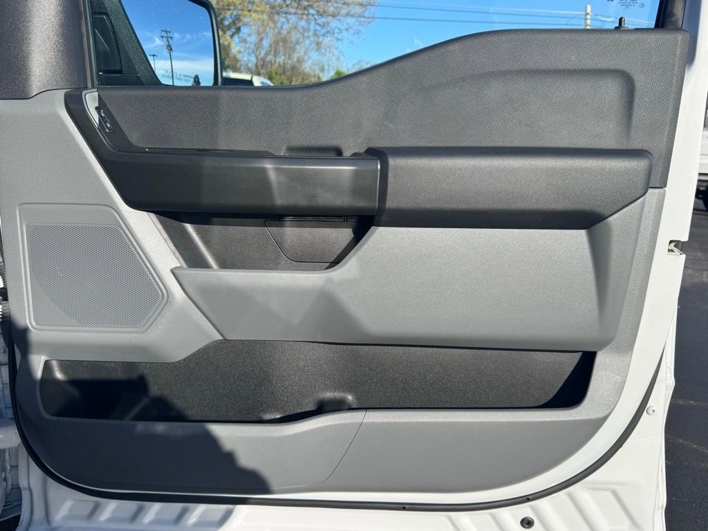 Used 2023 Ford F150 Lightning Pro AWD/4WD image 25