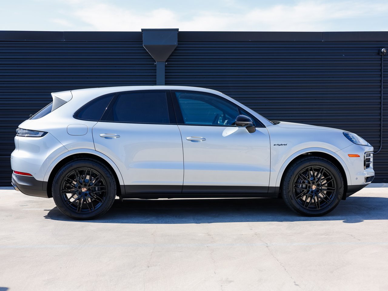 New 2026 Porsche Cayenne E-Hybrid image 8