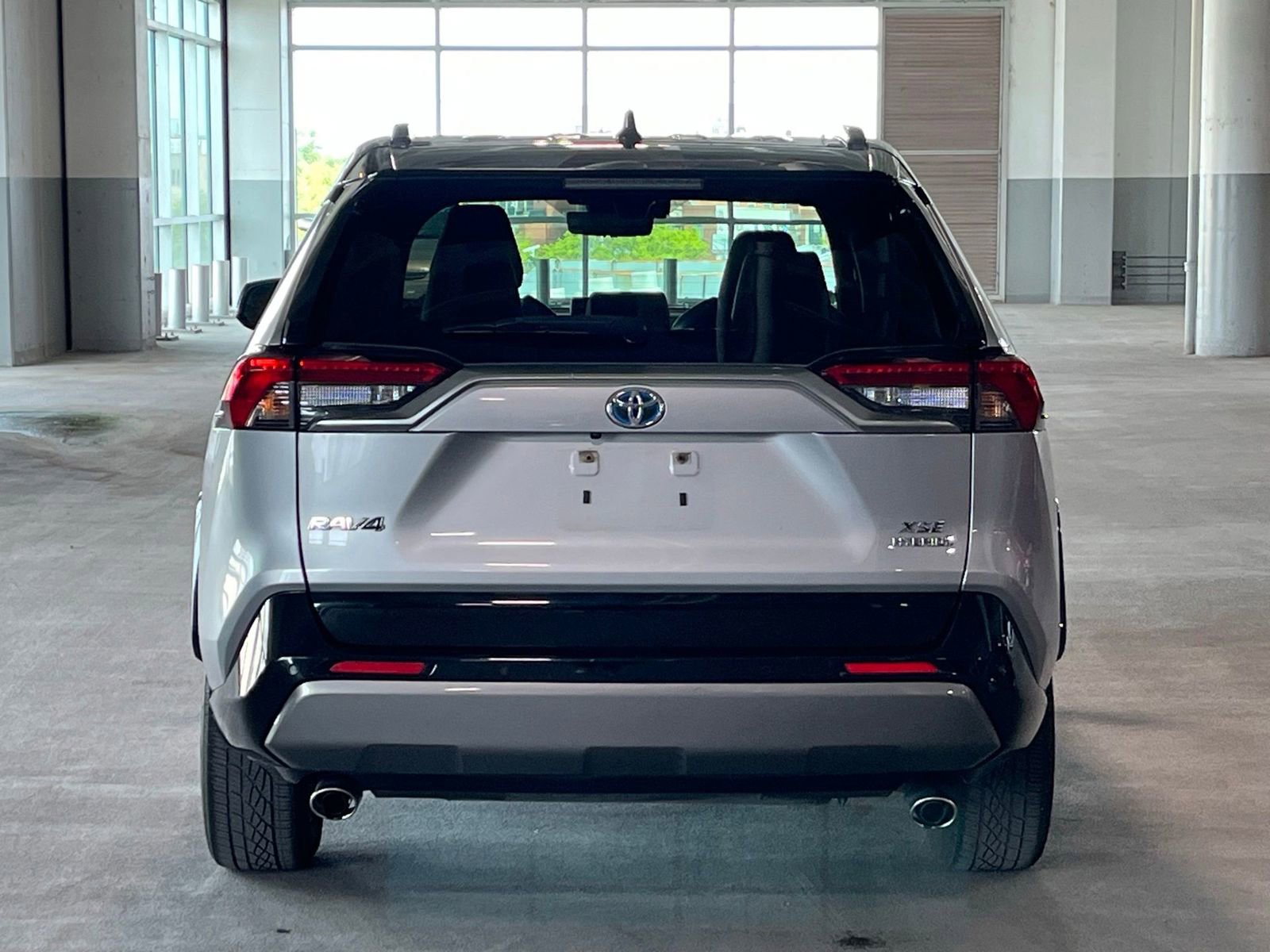 Used 2020 Toyota RAV4 XSE AWD/4WD image 9