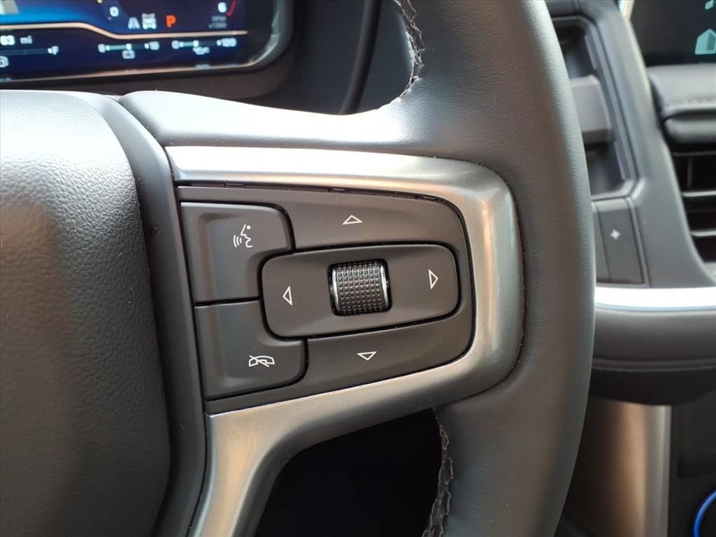 Used 2024 Chevrolet Suburban Z71 w/ Z71 Off-Road Package image 23